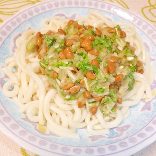 さっぱりヘルシー♪水菜おろし納豆うどん